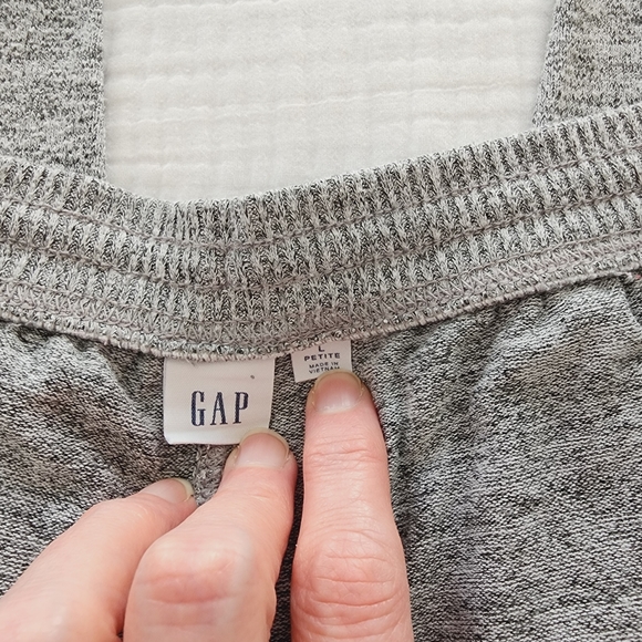 GAP Lounge Joggers 2 Pair - Picture 5 of 8